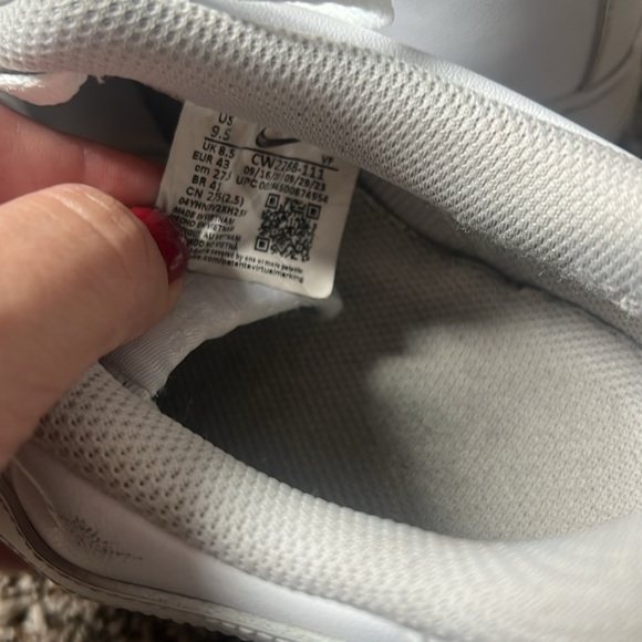 Nike Men's Air Force 1 ‘07 size 9.5 GUC - Picture 7 of 9